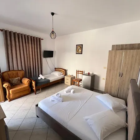 Konukevi Mandi's 3*