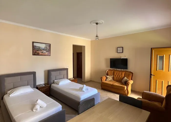 Mandi's Pensión 3*
