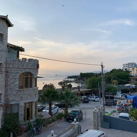 Mandi's Εξαμίλιο